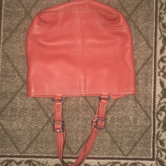 Coach ORANGE purse - Picture 3 of 3